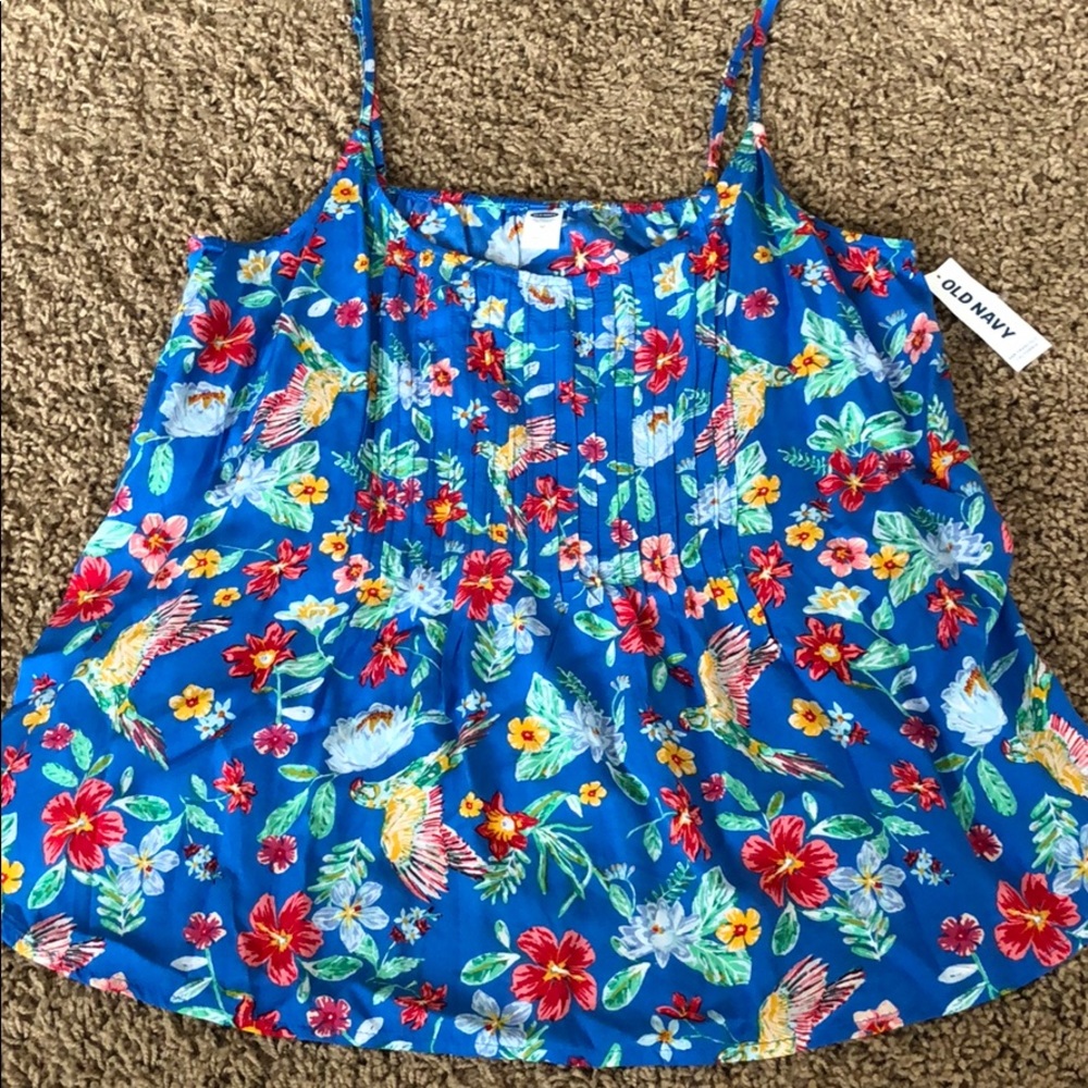 *NWT*-Old Navy Tank